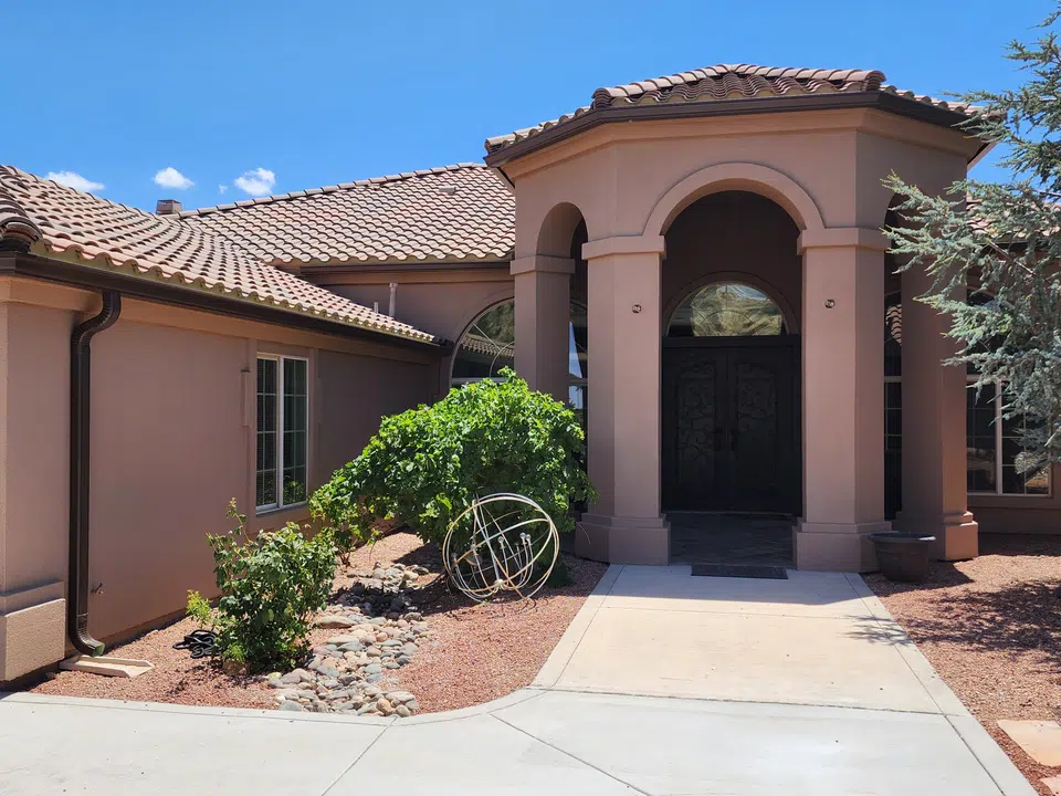 Seamless rain gutter installation by Southwest Seamless Rain Gutters