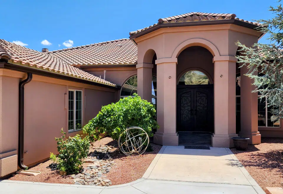 Seamless rain gutter installation by Southwest Seamless Rain Gutters