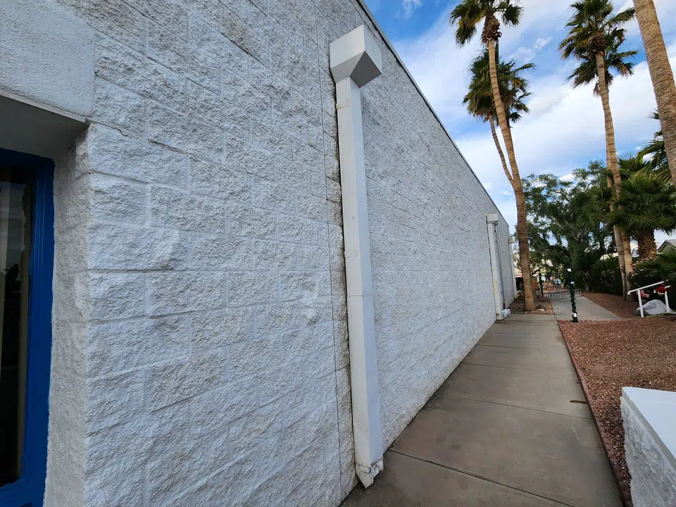 Completed seamless gutter and downspout project