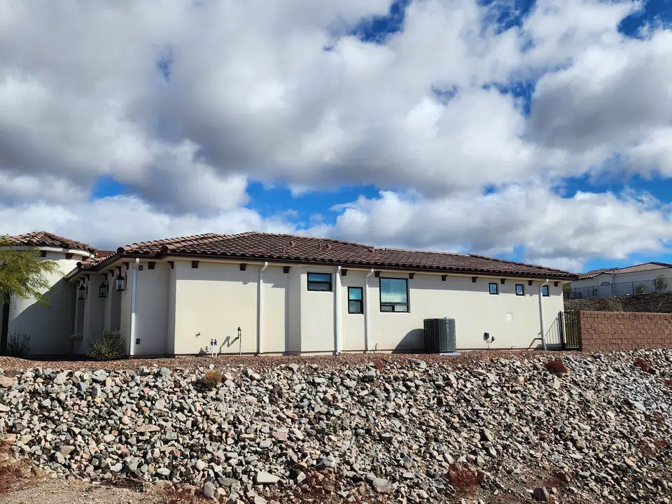 Continuous seamless gutter run after installation