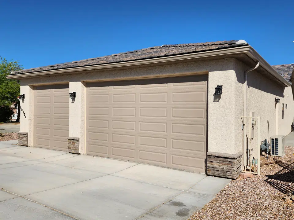 Seamless rain gutter installation by Southwest Seamless Rain Gutters