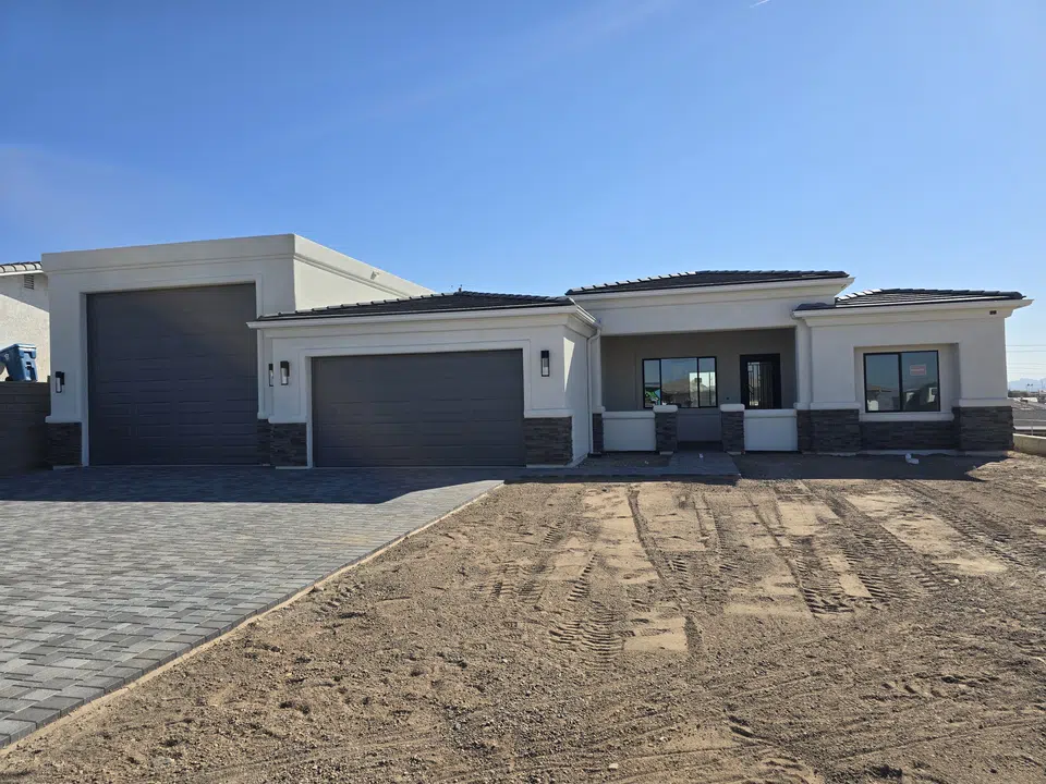 Continuous seamless gutter run after installation