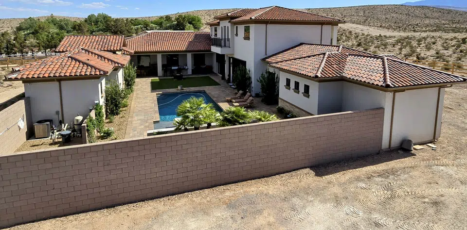 Seamless rain gutter installation by Southwest Seamless Rain Gutters