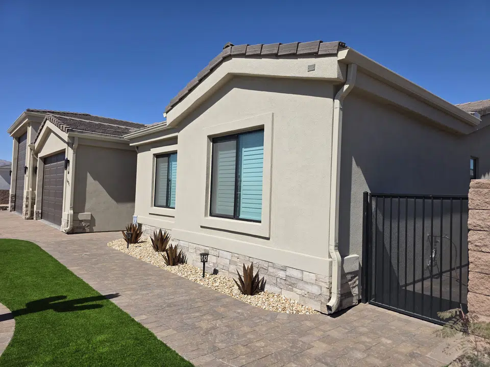 Continuous seamless gutter run after installation